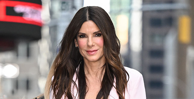 Sandra Bullock prende una pausa dal cinema: “Sono esaurita e stanca”