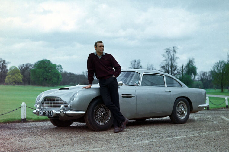 All’asta l’Aston Martin di Sean Connery, l’auto di James Bond