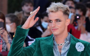 Achille Lauro, tanta energia sul palco del Milano Summer Festival