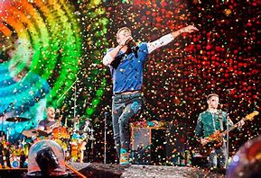 Coldplay, annunciate le date del 2023, live a Napoli e Milano