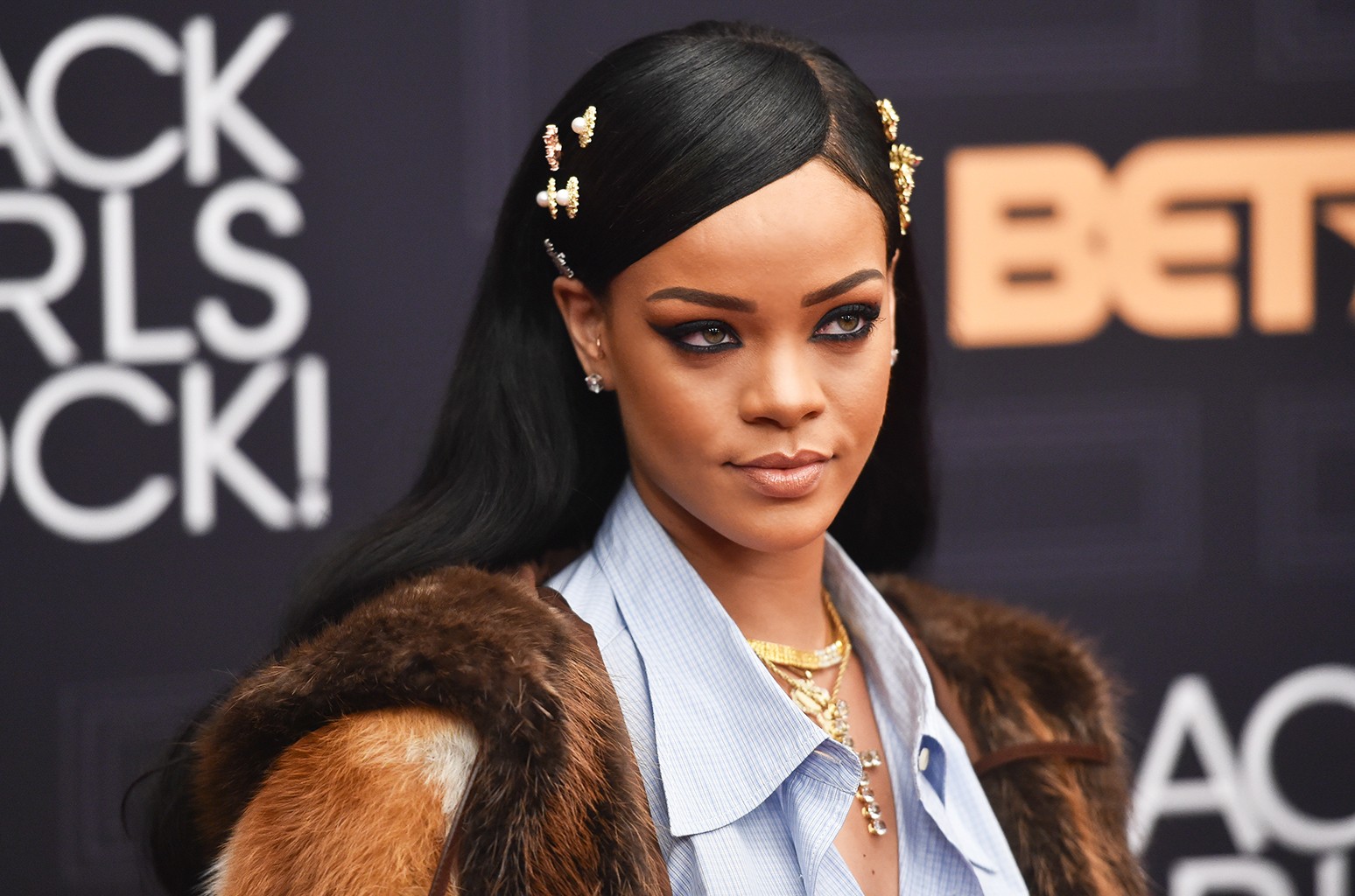Super Bowl 2023, Rihanna si esibirà all’Halftime Show
