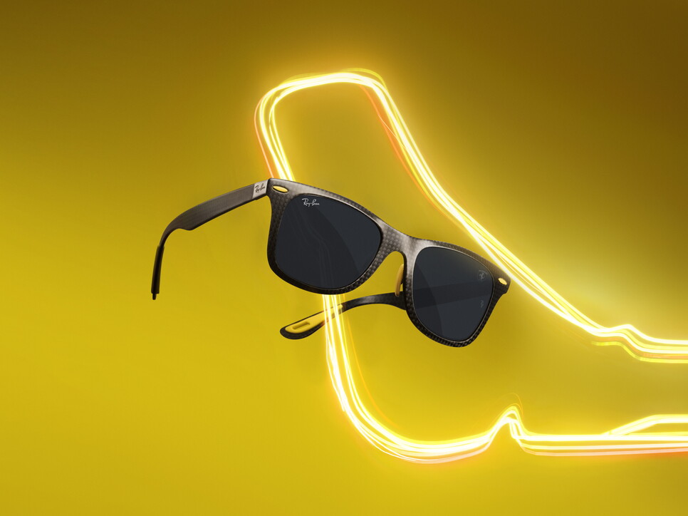 Formula 1, Ferrari: gli occhiali da sole per festeggiare i 75 anni