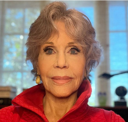 Jane Fonda ha un cancro, l’annuncio sui social: “Trattabile e sono privilegiata per cure”