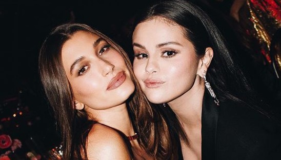 Hailey Bieber e Selena Gomez “fanno pace”: la prima foto insieme