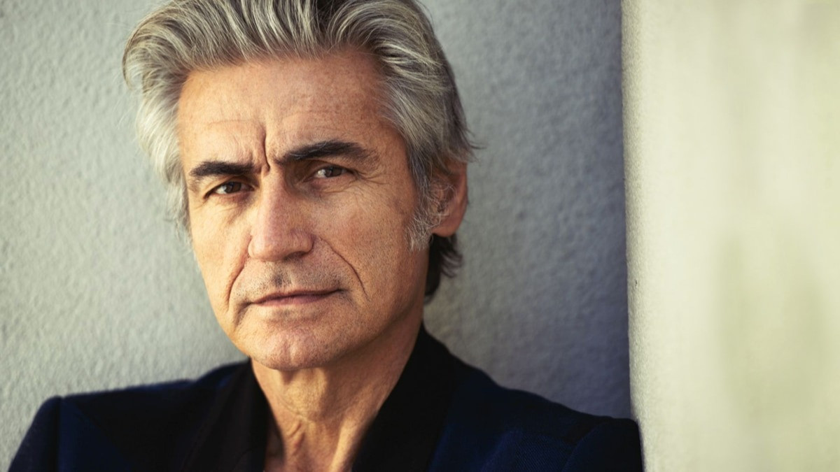 Ligabue fermato dal Covid, saltano i concerti di Parigi e Londra