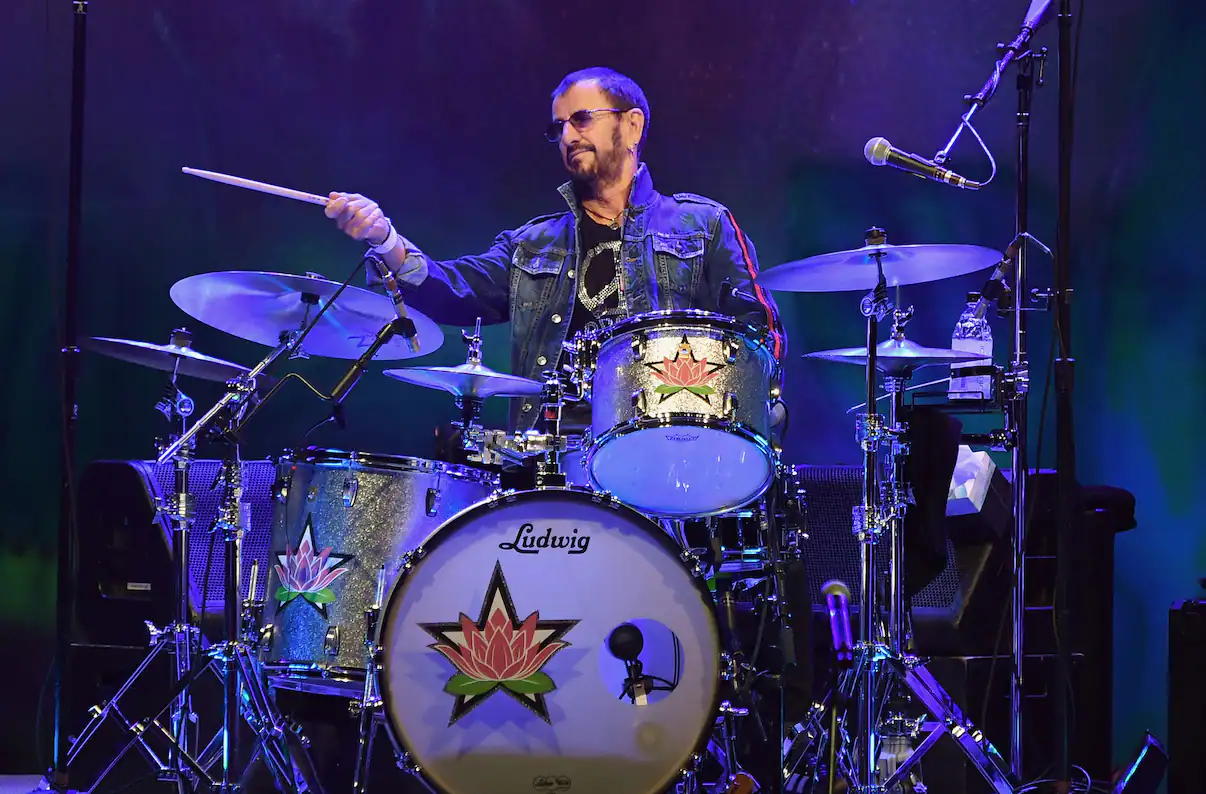 Ringo Starr non sta bene, concerti rinviati