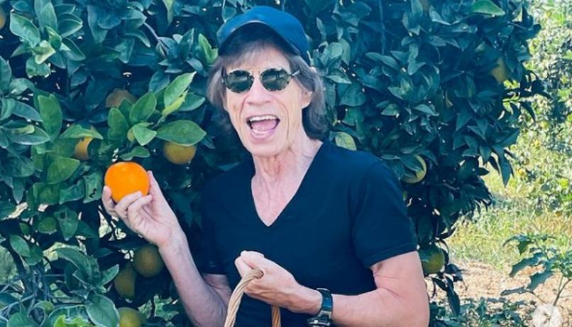 Vacanze siciliane per Mick Jagger tra le bellezze antiche e cestini di agrumi