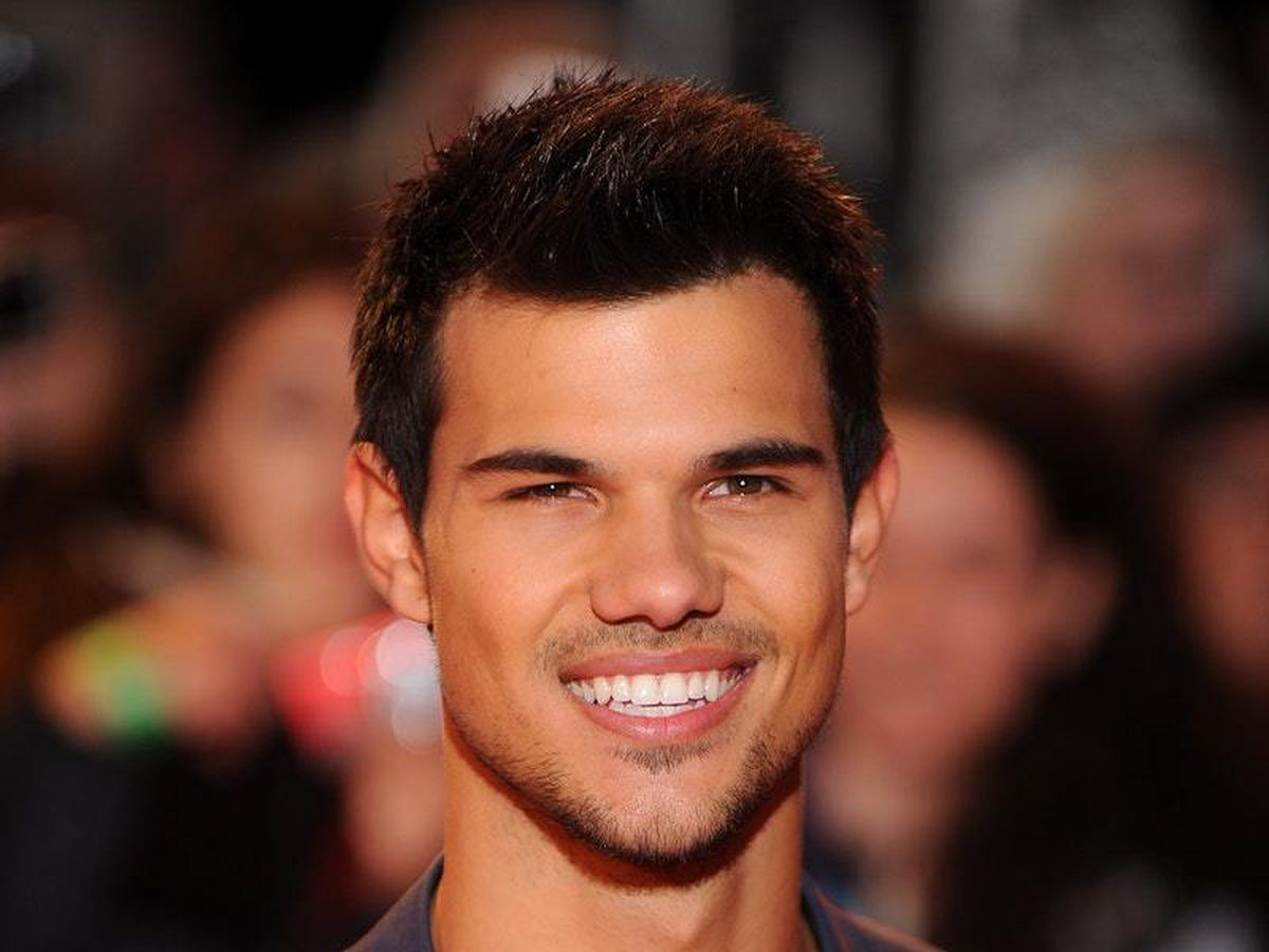 Il matrimonio di Taylor Lautner di Twilight con Taylor Dome