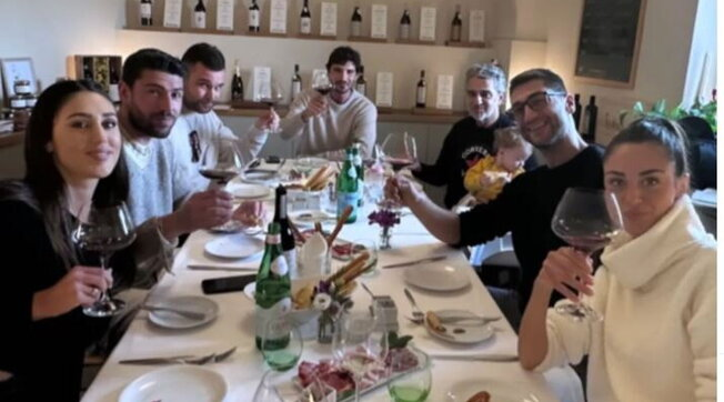 Belen e Stefano De Martino, pranzo coi Rodriguez in collina