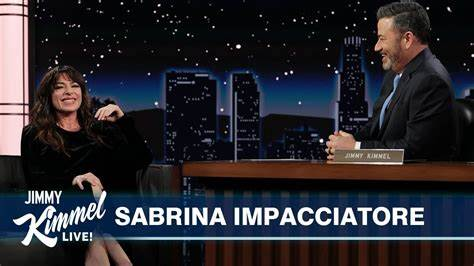 The White Lotus 2, Sabrina Impacciatore racconta i retroscena al Jimmy Kimmel Live