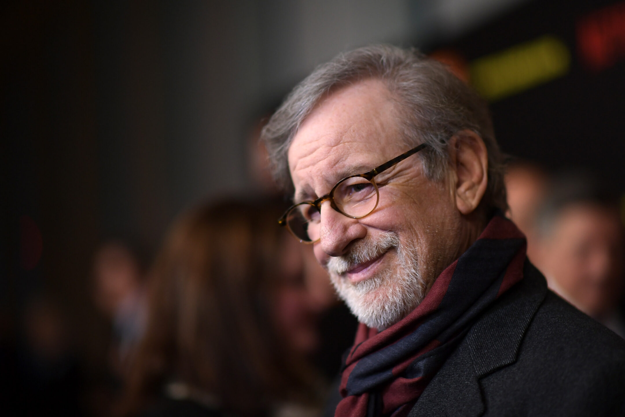 Steven Spielberg ha chiesto scusa per aver “alimentato la psicosi verso gli squali”