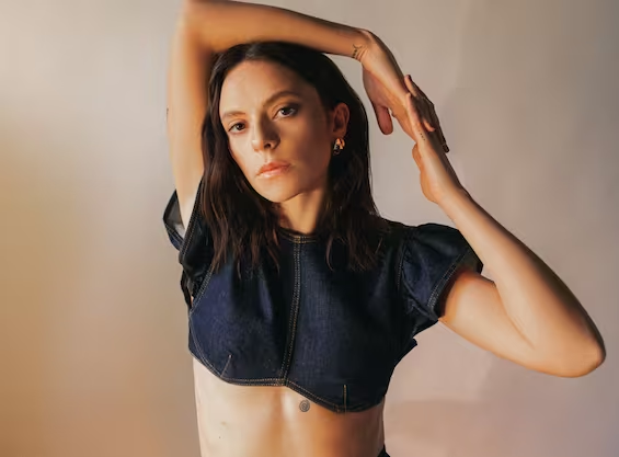 Francesca Michielin e l’album Cani Sciolti: “Non cercare fuori quello che è dentro di te”