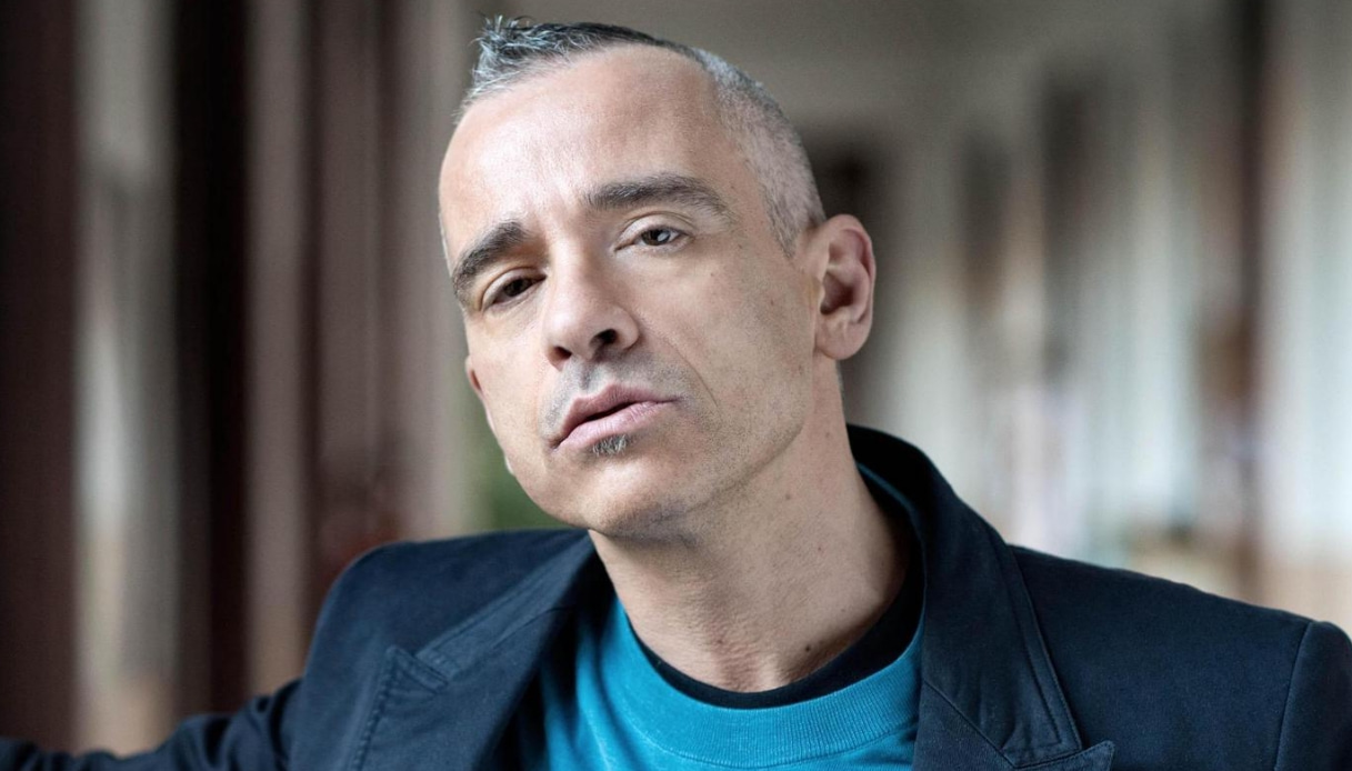 Eros Ramazzotti esce allo scoperto con il nuovo amore