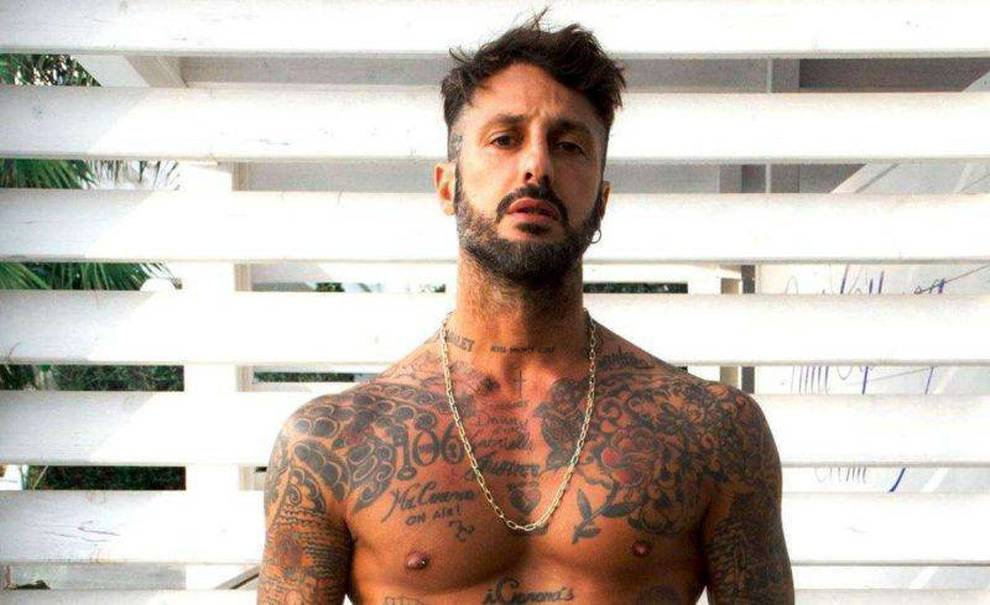 Fabrizio Corona compie 49 anni, guarda la festa di compleanno