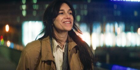 Charlotte Gainsbourg inquieta nei Passeggeri della notte