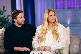 Meghan Trainor, il sesso è un dolore: “Mio marito è troppo dotato per me”