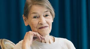 Addio Glenda Jackson, l’attrice due volte premio Oscar ed ex deputata aveva 87 anni