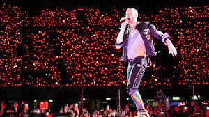 I Coldplay omaggiano Milano a San Siro, Chris Martin canta “O mia bela Madunina”