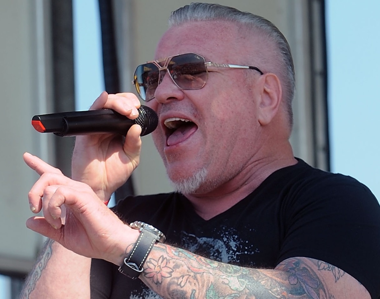 Morto Steve Harwell, cantante frontman degli Smash Mouth