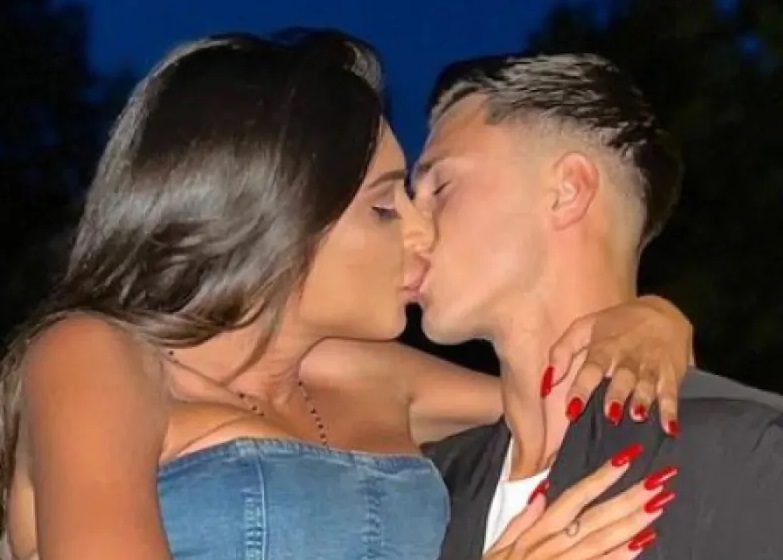 “Temptation Island”, Mirko alle sfilate con la ex Perla. La fidanzata Greta: “Non lo sapevo, fatti loro”