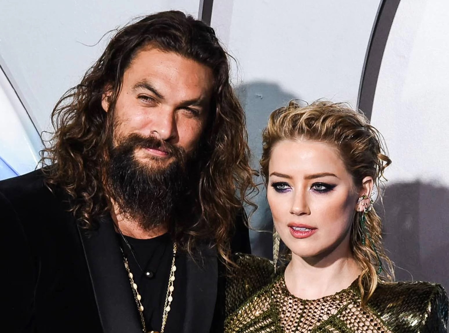 Aquaman e il Regno Perduto, i nuovi materiali promozionali ci ricordano che  Amber Heard è ancora