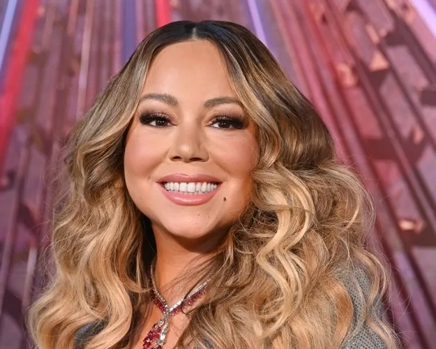 Mariah Carey annuncia il tour per le vacanze di Natale 2023