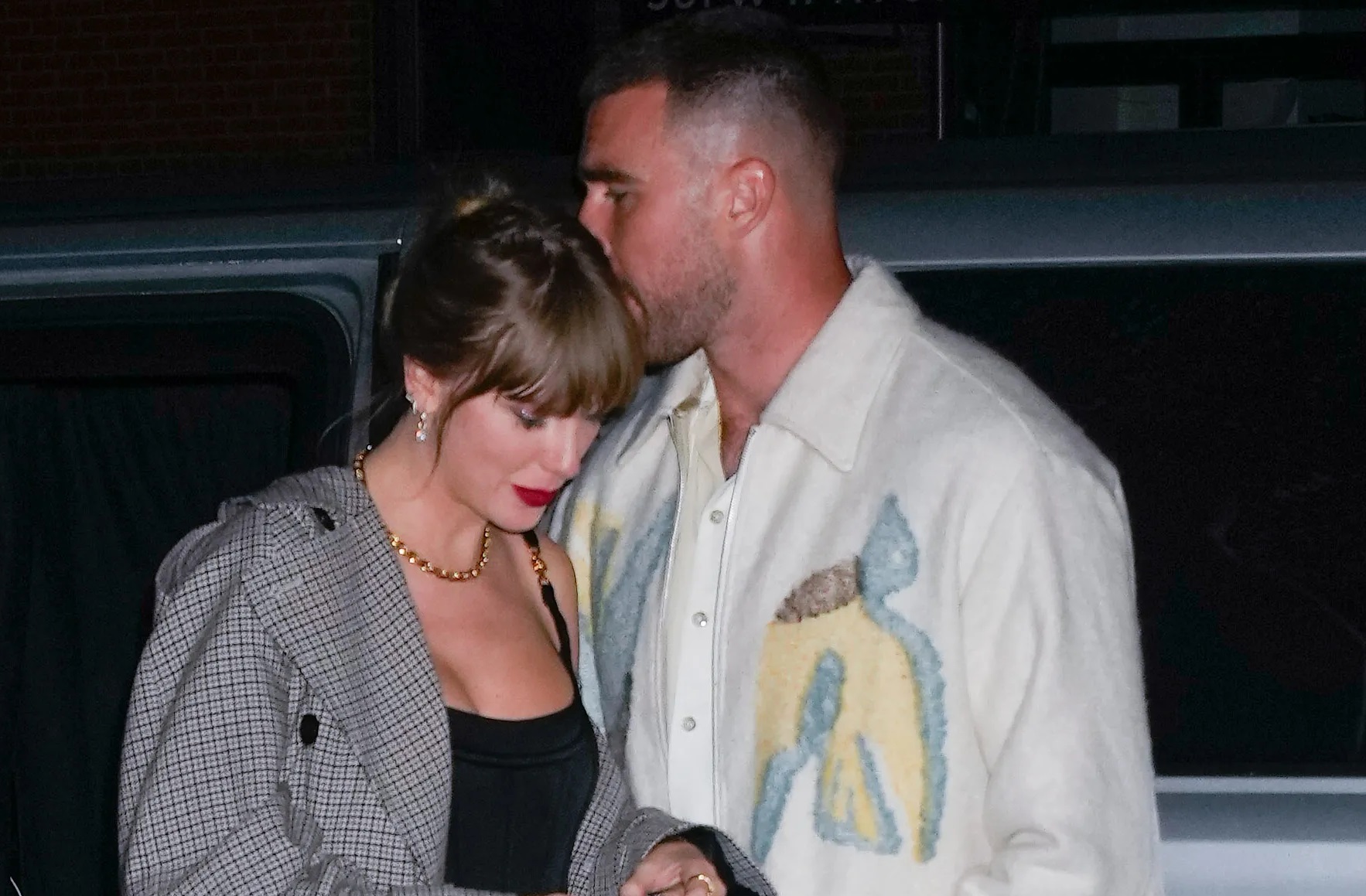 Taylor Swift e Travis Kelce fanno sul serio, le prime foto insieme