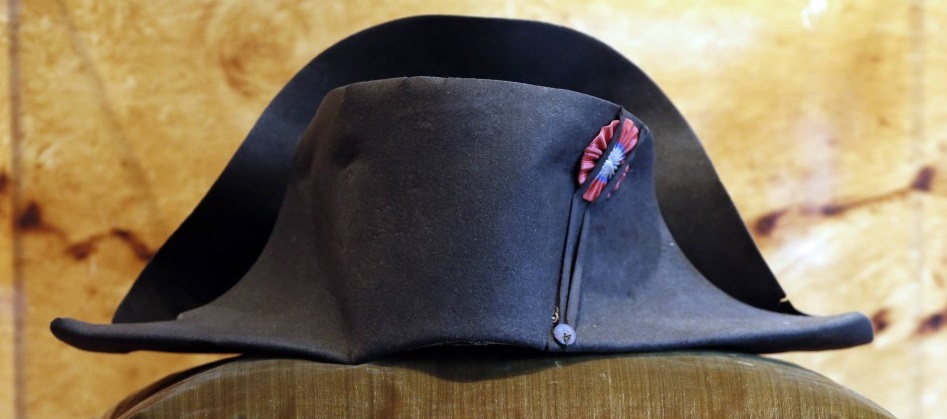 Il cappello da imperatore di Napoleone venduto all’asta per quasi due milioni di euro