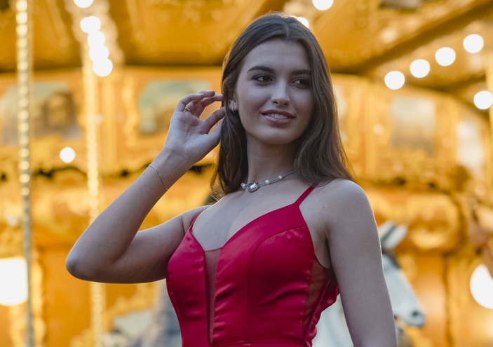 Tra le bancarelle di Natale a Piazza Navona: Miss Italia!