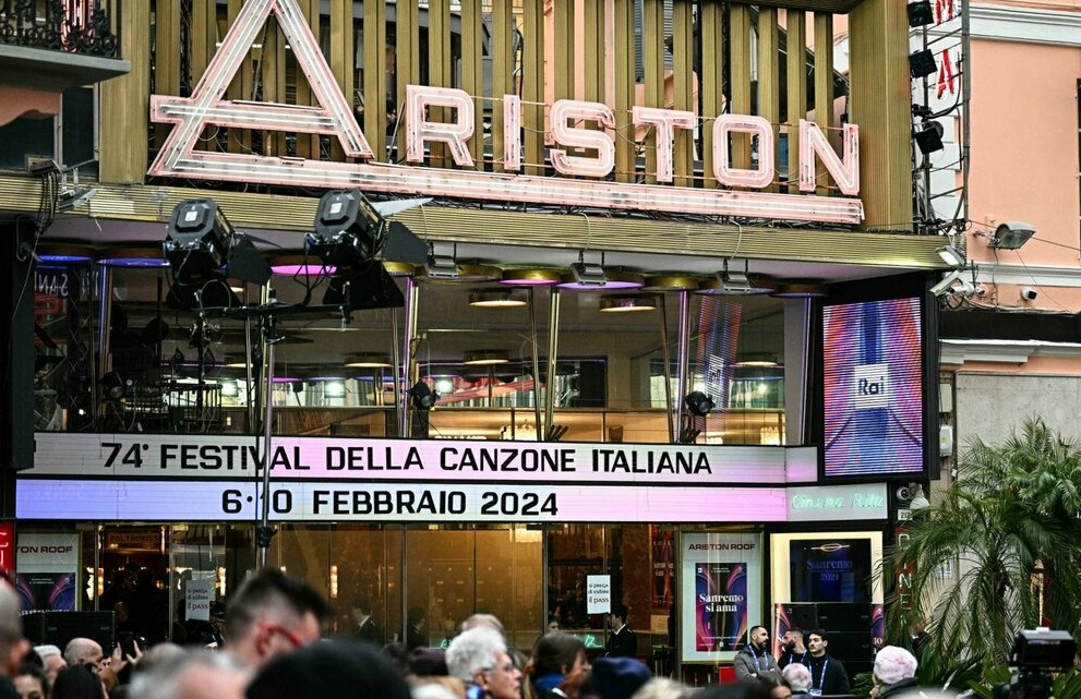 10,5 milioni di telespettatori per la prima puntata del Festival, share record 65,1%