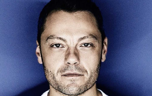 Tiziano Ferro compie 44 anni e li festeggia con i suoi due figli, Margherita e Andres