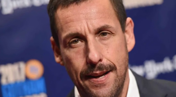 L’attore più pagato di Hollywood è Adam Sandler.