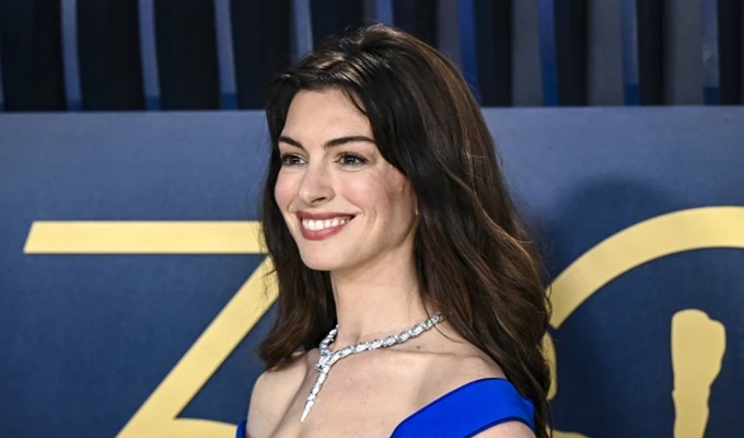 Anne Hathaway ha rivelato di aver avuto un aborto spontaneo nel 2015