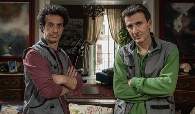 Stasera su Canale 5 in onda la serie “Incastrati” con Ficarra e Picone